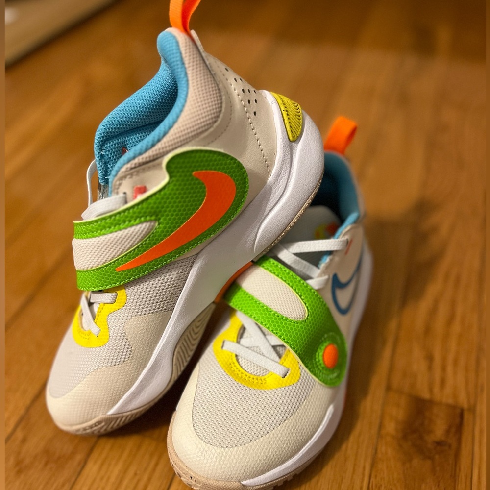 Boys Nike KD hustle sneaker